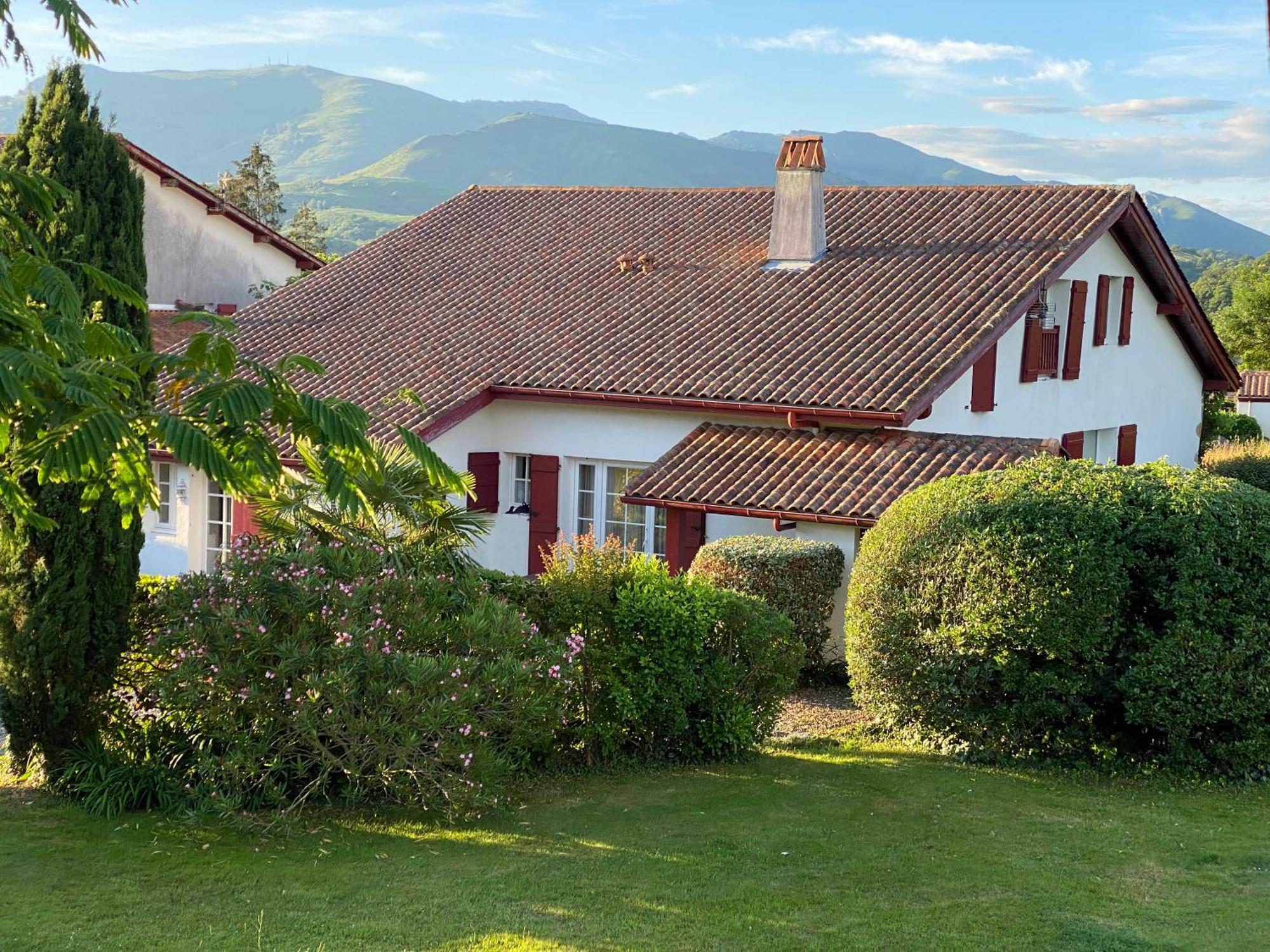 Baskoparadis I Eco-Gites I Calme I Vue I Anes I Jardin I Montagne I Nature Louhossoa Szoba fotó